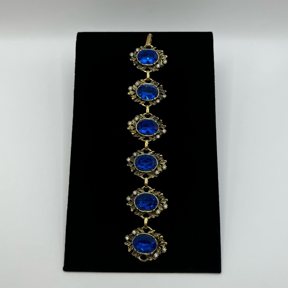 Vintage Crystal Statement Bracelet - image 3